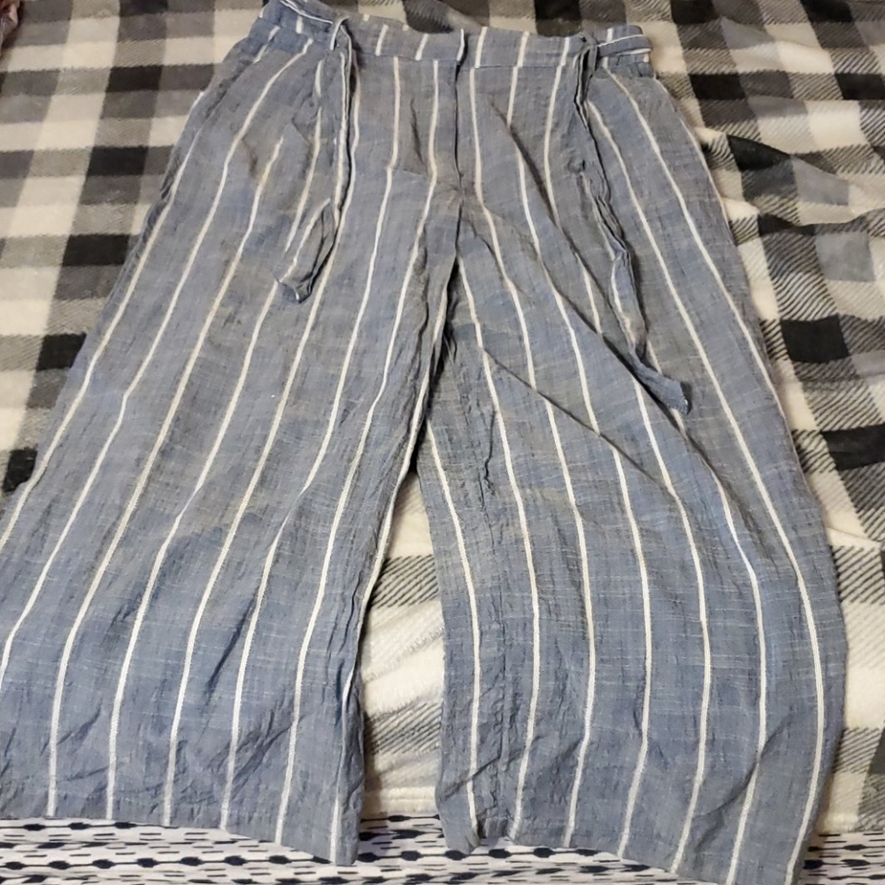 Wide leg cropped pants